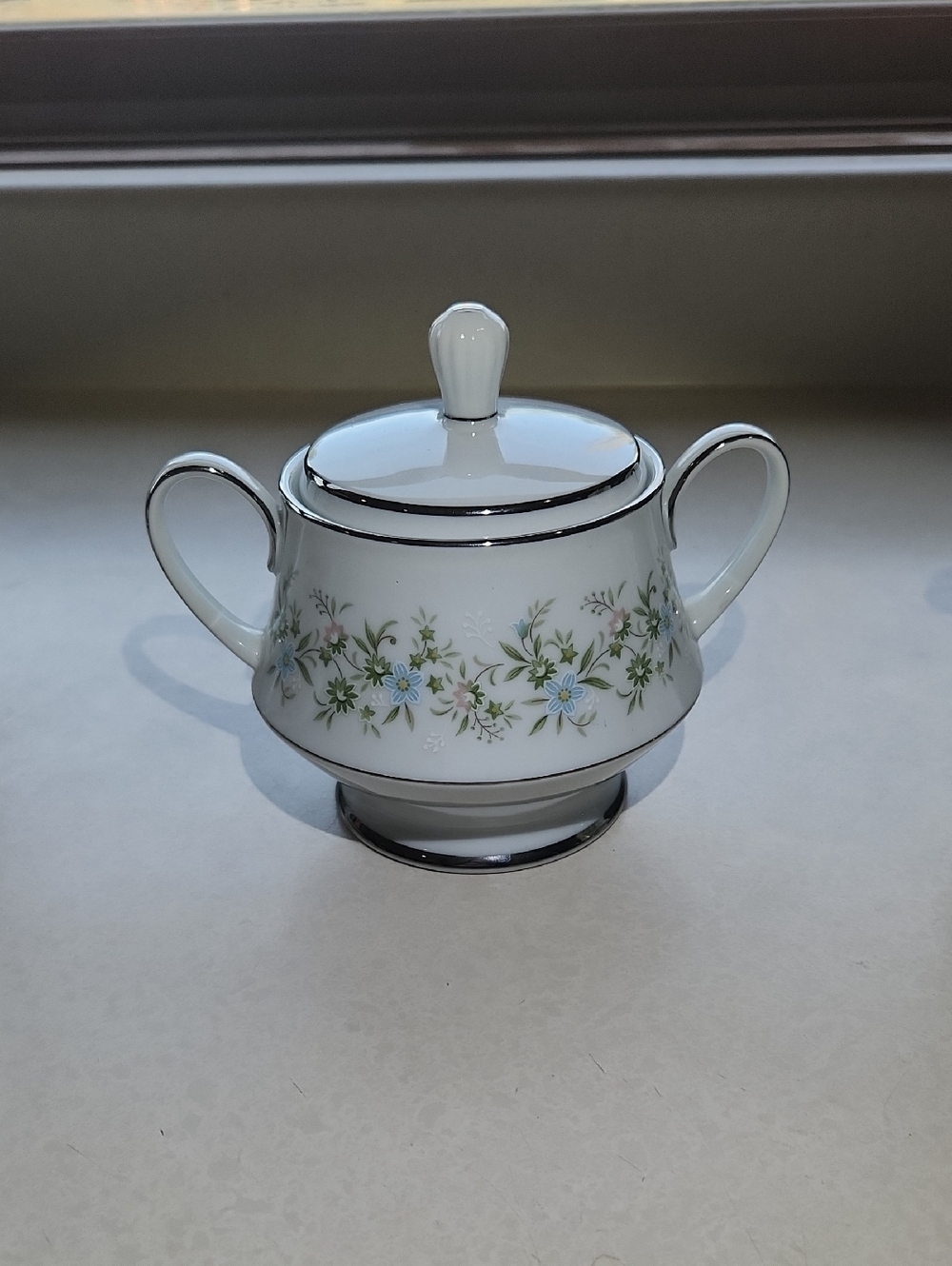Vintage Noritake Savannah Pattern Made In Japan With Platinum Rim - Picture 3 of 9